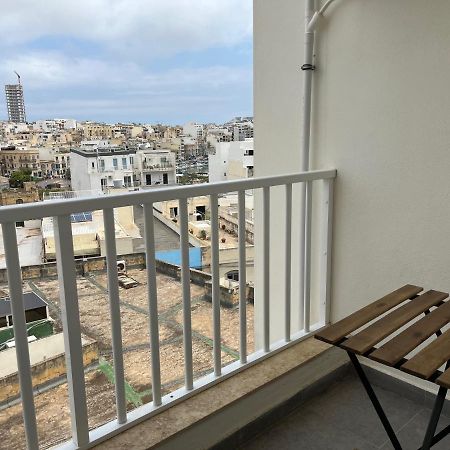 F10 Modern And Bright Apartment In Malta 姆西达 外观 照片